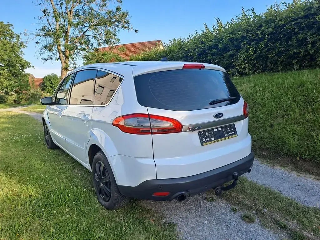 Gebraucht Ford S-MAX Titanium 203 PS (149 kW) 2011 Weiß Van / Kleinbus