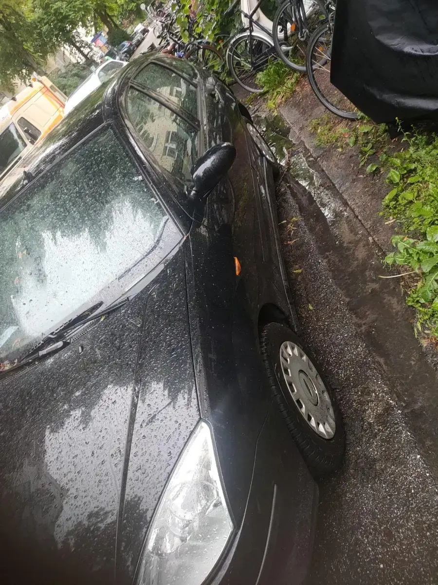 Gebraucht Ford Focus 70 PS (51 kW) 2005 Schwarz Limousine