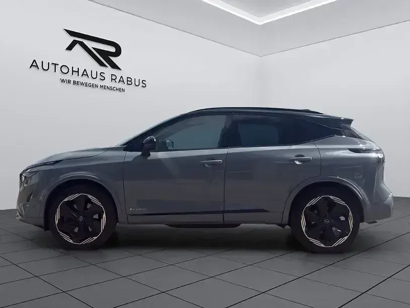 Gebraucht Nissan Qashqai 360º 190 PS (139 kW) 2024 Ceramic grey/dach black metallic (metallic) SUV