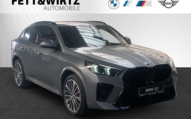Grau Neu 2025 BMW X2 Luxury Line SUV | 52.990 € (Fairer Preis) - Bild 1/4