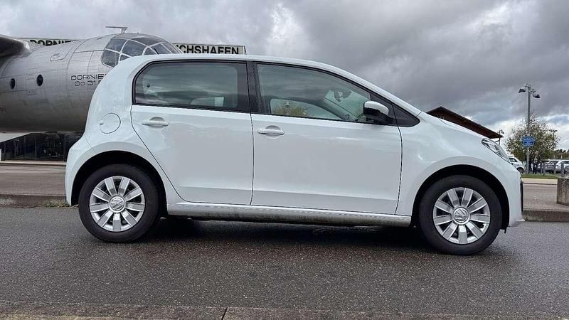 Gebraucht VW e-up! 61 kW (83 PS) 2020 Pure white Kleinwagen