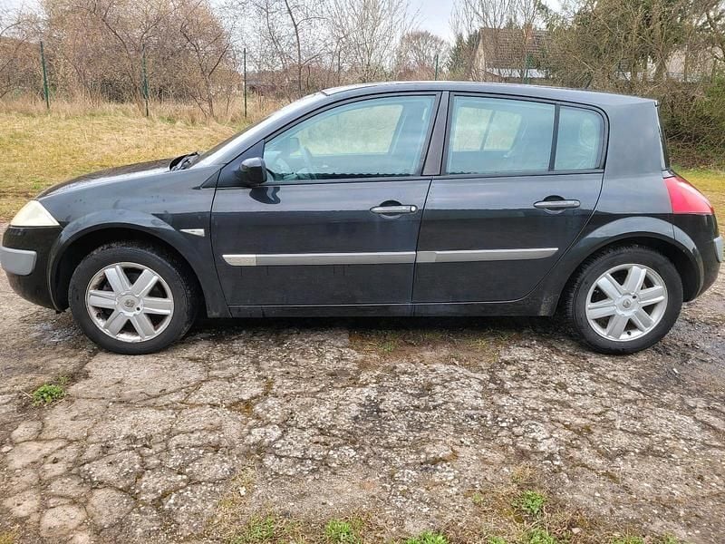 Gebraucht Renault Mégane II 135 PS (99 kW) 2003 Schwarz Limousine