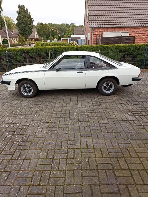 Weiß Gebraucht 1981 Opel Manta Coupé | 15.400 € - Bild 1/4