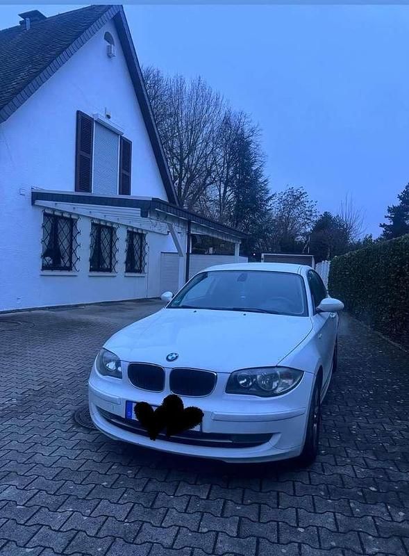 Gebraucht BMW 116 Performance 136 PS (100 kW) 2007 Weiß Kleinwagen