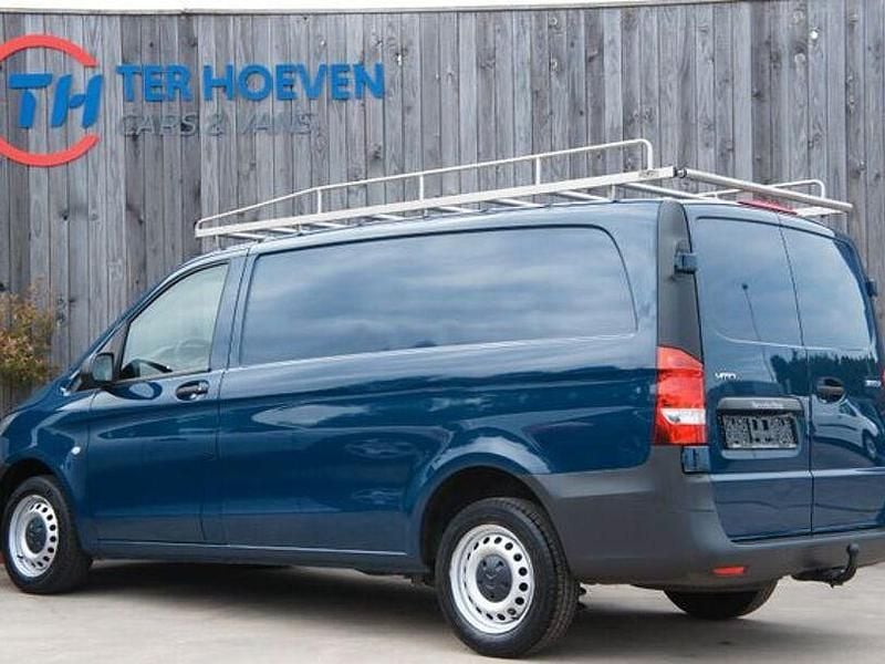 Gebraucht Mercedes Vito 114 PS (83 kW) 2017 Blau Van