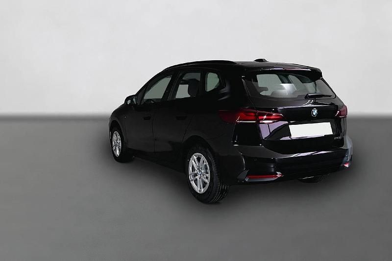 Gebraucht BMW 216 122 PS (89 kW) 2025 Schwarz Van / Kleinbus