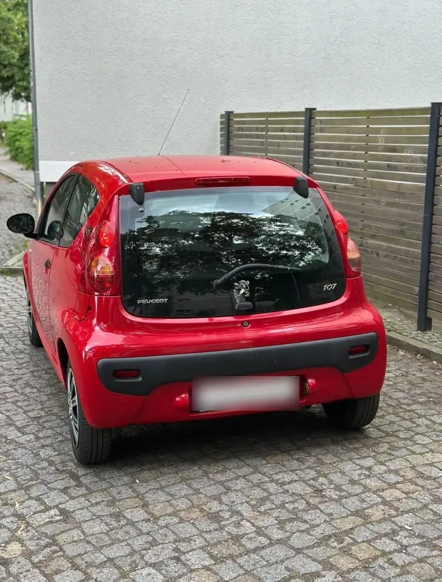 Gebraucht Peugeot 107 60 PS (44 kW) 2007 Rot Kleinwagen