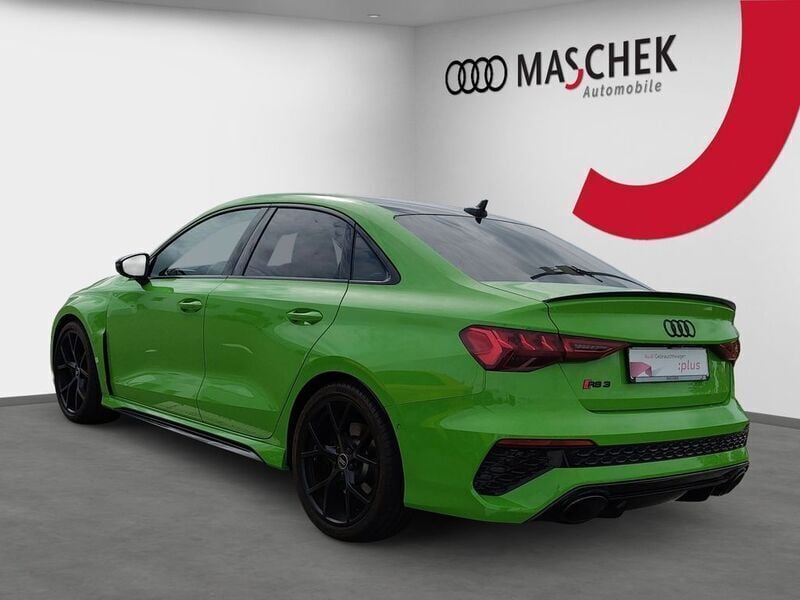 Gebraucht Audi RS3 Ambiente 400 PS (294 kW) 2023 Kyalamigrün Limousine