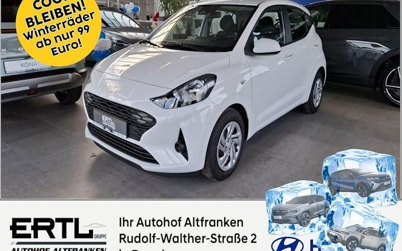 Atlas white Gebraucht 2024 Hyundai i10 Select Kleinwagen | 15.490 € (Fairer Preis) - Bild 1/4