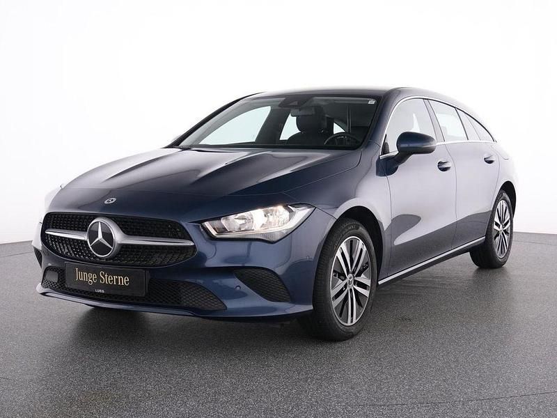 Blau Gebraucht 2022 Mercedes CLA250e Shooting Brake Progressive Kombi | 25.995 € (Superpreis) - Bild 1/4