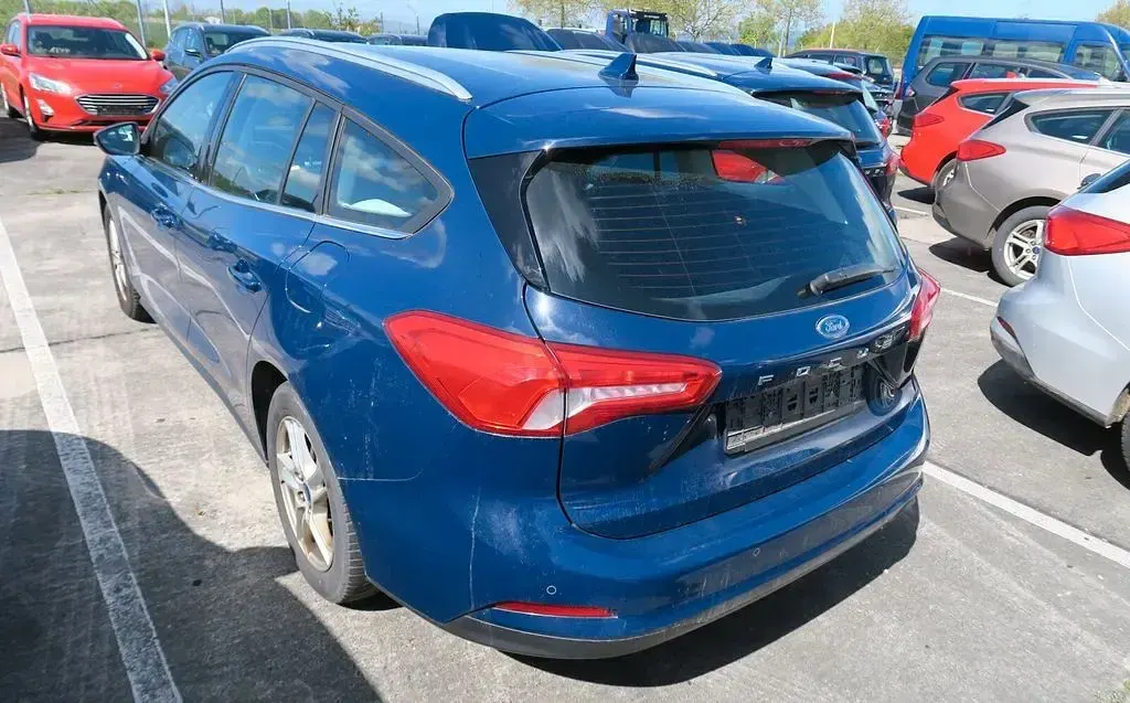 Usata Ford Focus 120 CV (88 kW) 2019 Blu Berlina