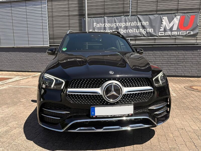 Schwarz Gebraucht 2020 Mercedes GLE450 AMG AMG SUV | 55.500 € - Bild 1/4