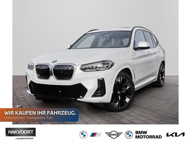 Gebraucht BMW iX3 Impressive 210 kW (286 PS) 2022 Mineralweiss SUV
