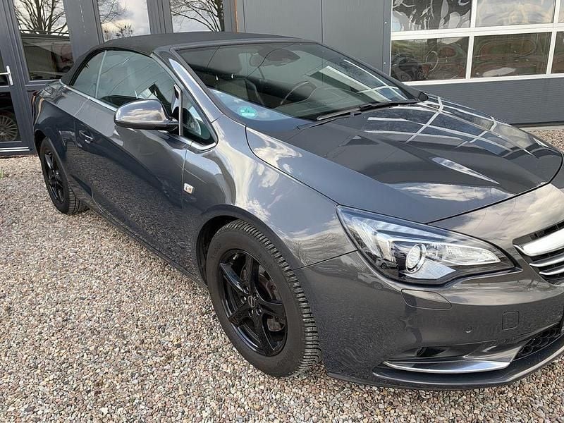 Gebraucht Opel Cascada Innovation 170 PS (125 kW) 2015 Grau Cabrio
