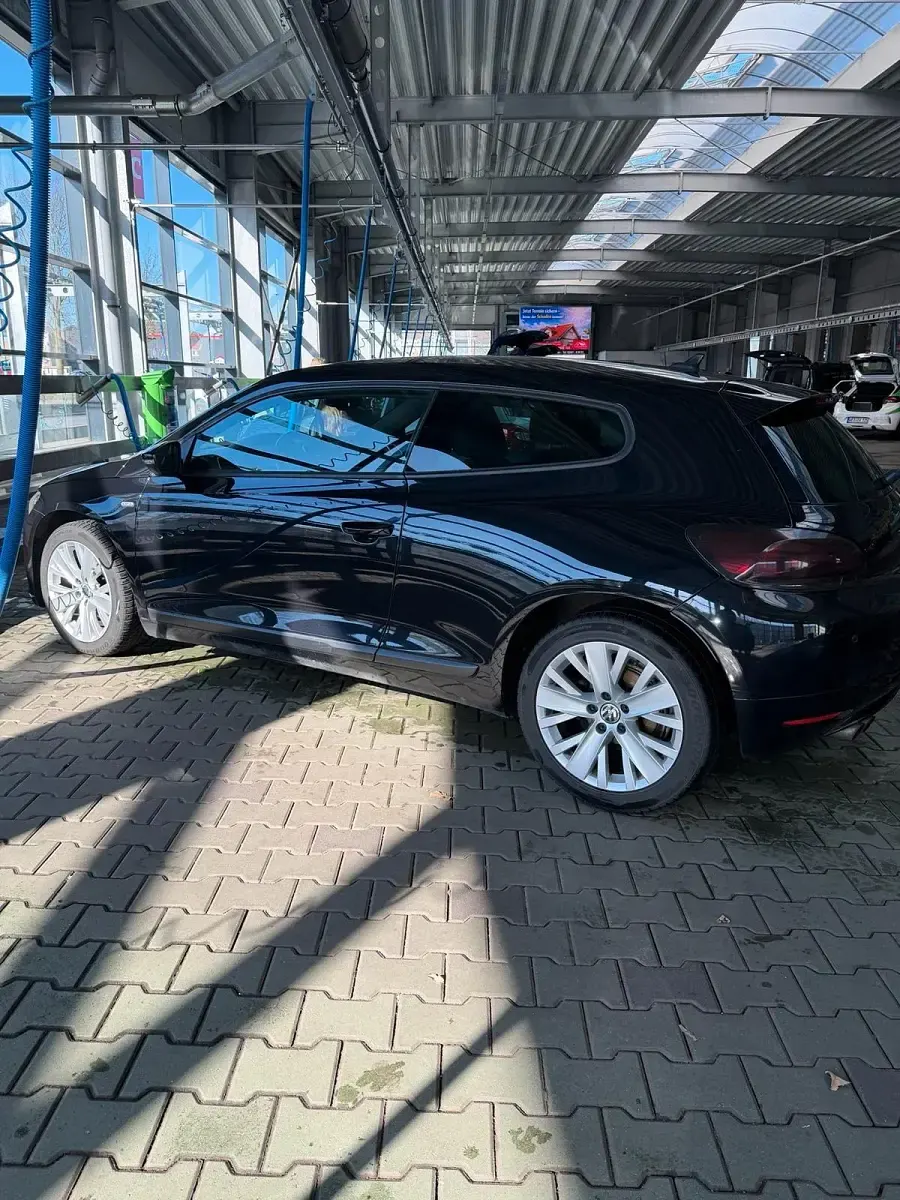 Gebraucht VW Scirocco Life 140 PS (102 kW) 2014 Schwarz Coupé
