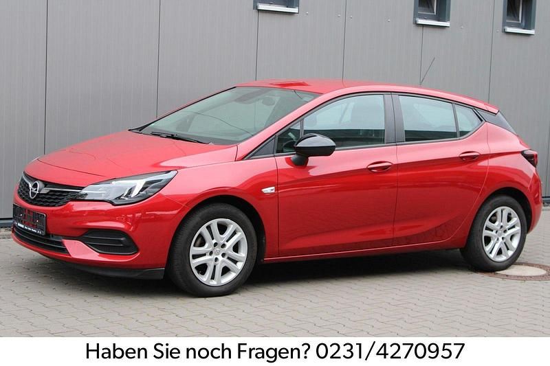 Gebraucht Opel Astra Edition 110 PS (80 kW) 2021 Rot Limousine
