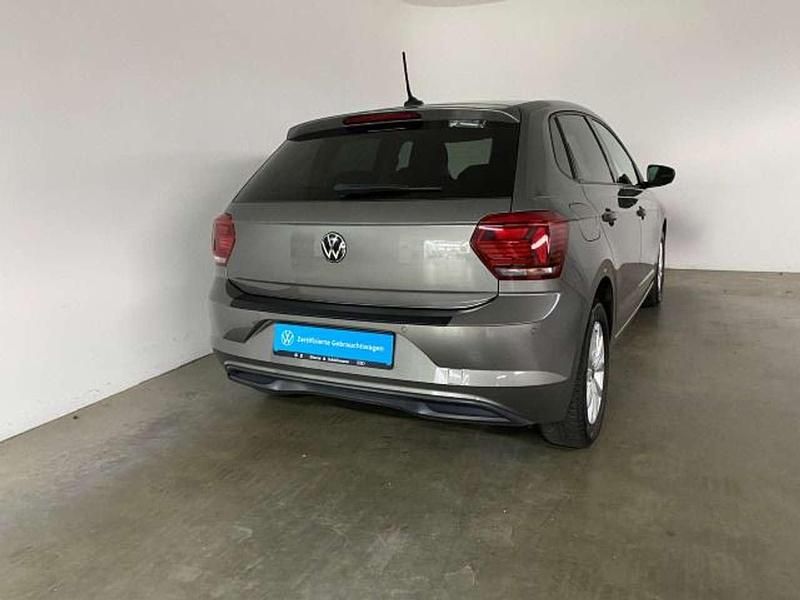 Gebraucht VW Polo Highline 95 PS (69 kW) 2021 Z1 limestone grey metallic (metallic) Limousine