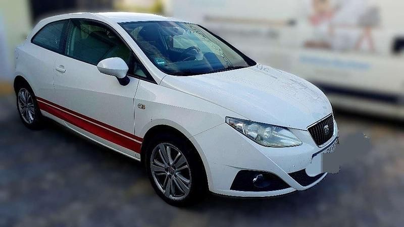 Weiß Gebraucht 2009 Seat Ibiza SC Style Kleinwagen | 1.900 € (Fairer Preis) - Bild 1/4