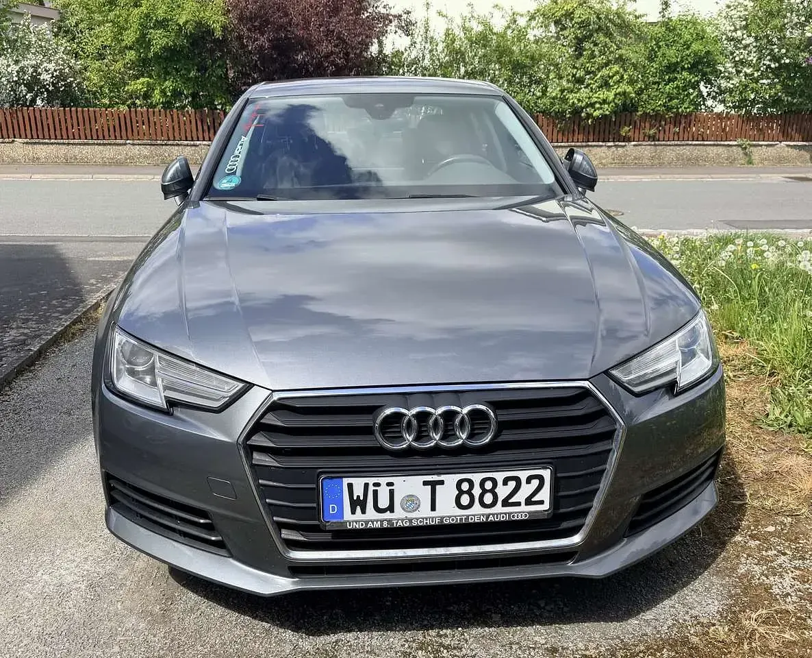 Gebraucht Audi A4 150 PS (110 kW) 2016 Grau Limousine
