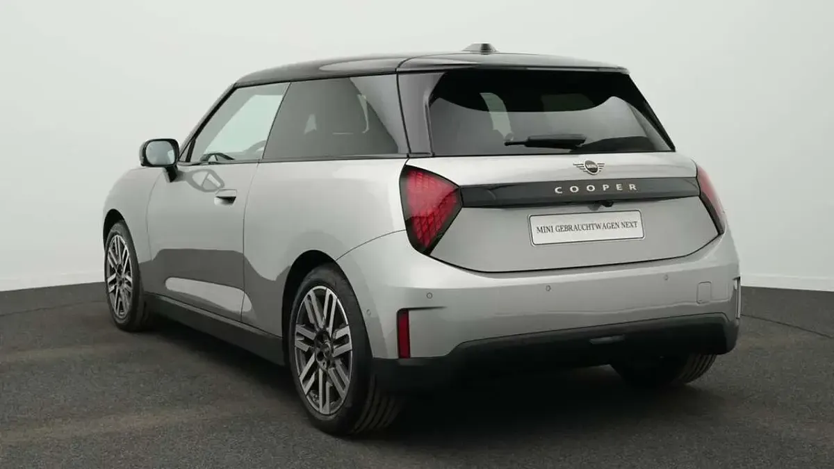 Gebraucht Mini Cooper Classic 135 kW (184 PS) 2025 Grau Kleinwagen