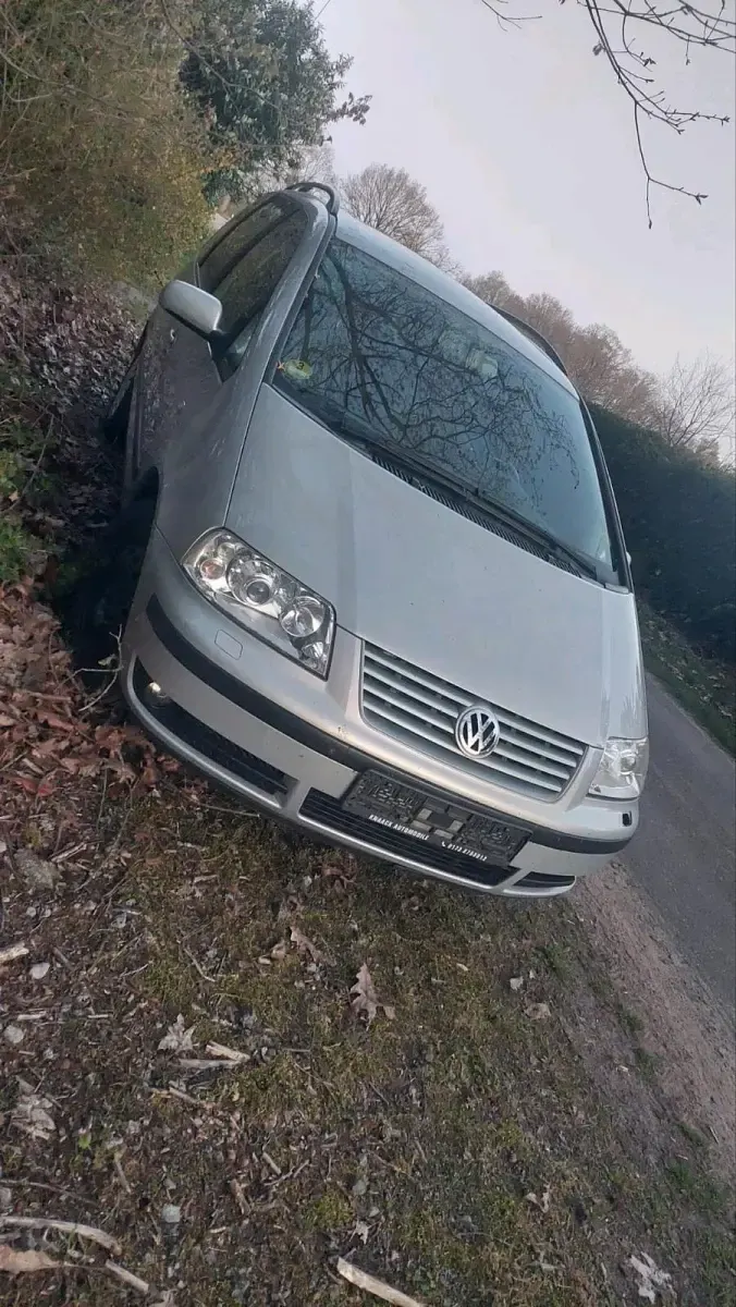 Gebraucht VW Sharan 116 PS (85 kW) 2001 Grau Van / Kleinbus