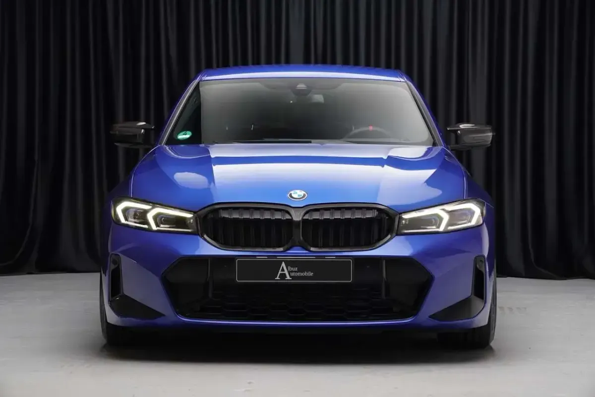 Gebraucht BMW 340 374 PS (275 kW) 2022 Portimao blau Limousine