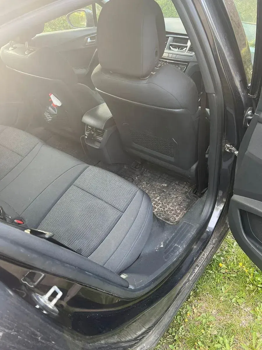 Gebraucht Peugeot 508 Allure 156 PS (114 kW) 2011 Schwarz Limousine