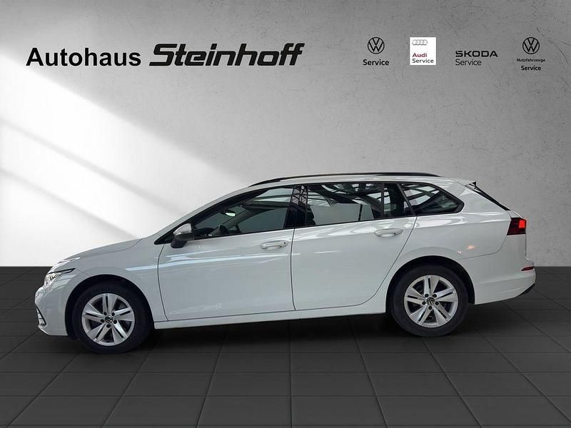Gebraucht VW Golf VIII 116 PS (85 kW) 2021 Weiß Kombi