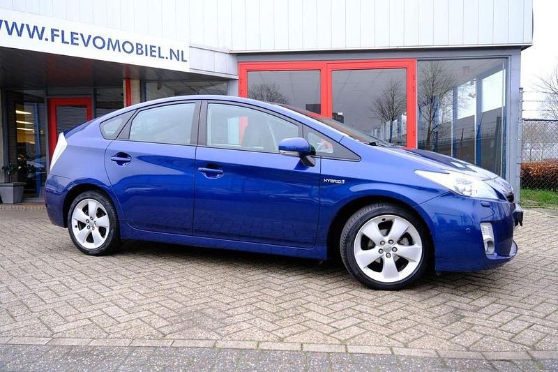 Gebraucht Toyota Prius 99 PS (72 kW) 2009 Blau Limousine