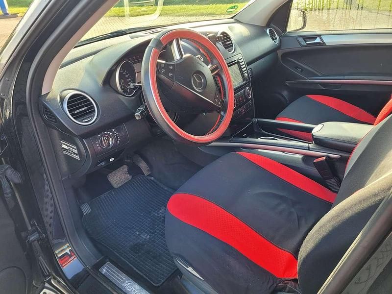 Gebraucht Mercedes ML280 190 PS (139 kW) 2008 Schwarz SUV