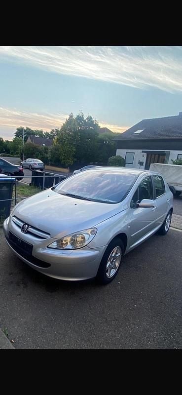 Silber Gebraucht 2003 Peugeot 307 Kombi | 1.100 € (Fairer Preis) - Bild 1/4