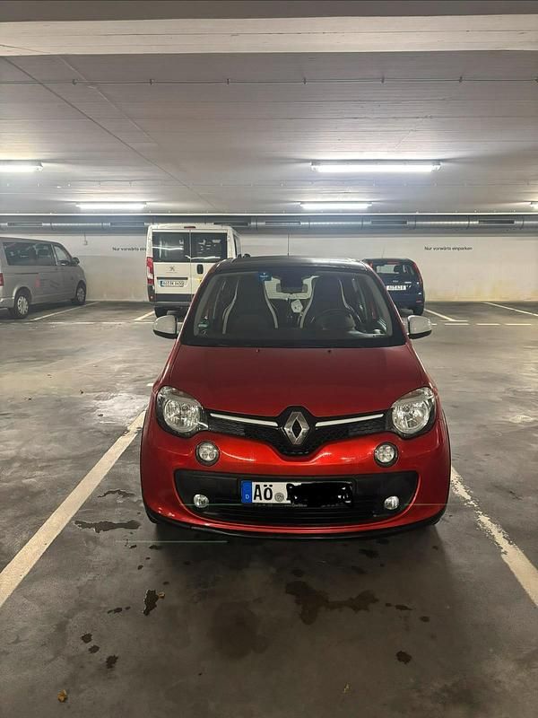 Rot Gebraucht 2015 Renault Twingo Luxe Kleinwagen | 6.000 € (Fairer Preis) - Bild 1/4