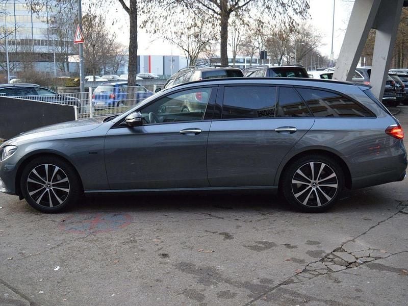 Gebraucht Mercedes E300 Avantgarde 194 PS (142 kW) 2019 Grau Kombi