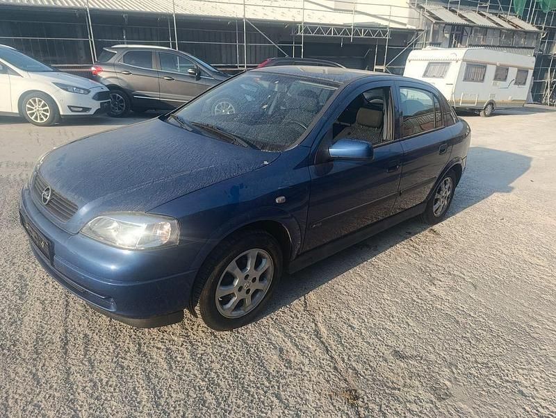 Gebraucht Opel Astra Comfort 84 PS (61 kW) 2002 Blau Limousine