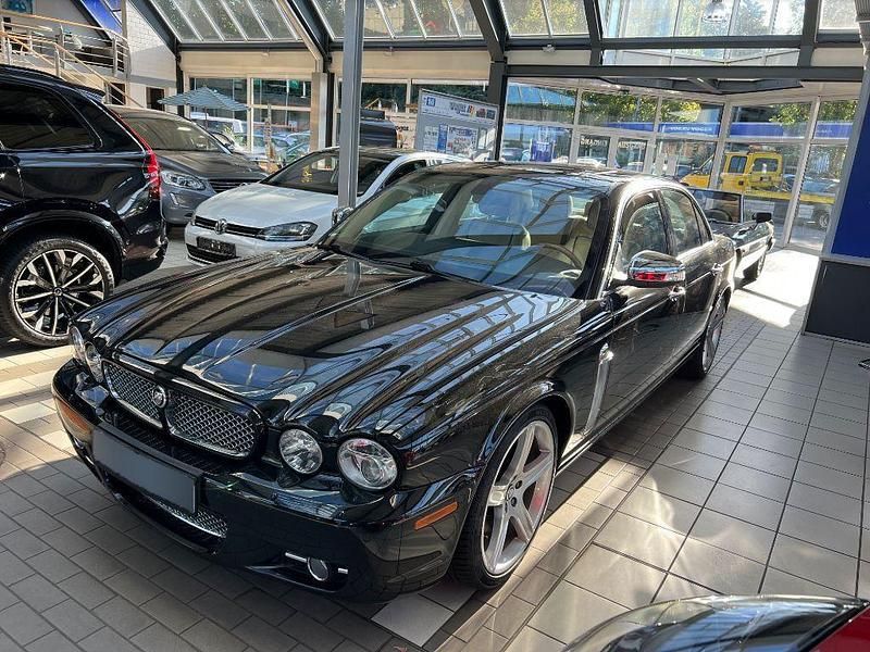 Gebraucht Jaguar XJ 207 PS (152 kW) 2009 Metallic Limousine