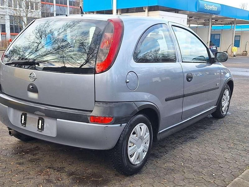 Gebraucht Opel Corsa 75 PS (55 kW) 2003 Limousine