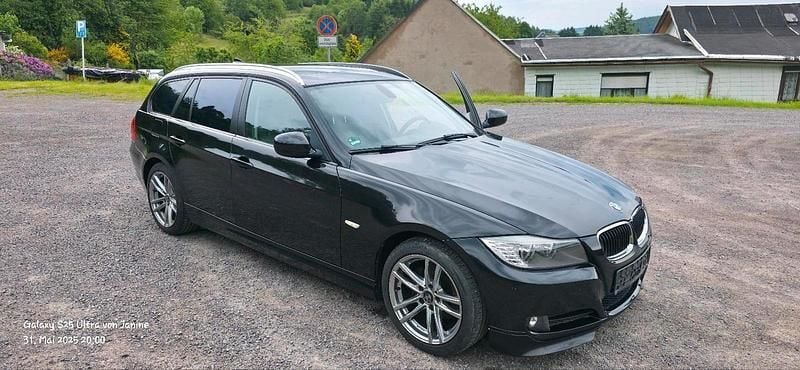 Schwarz Gebraucht 2010 BMW 318 Limousine | 4.000 € (Superpreis) - Bild 1/4