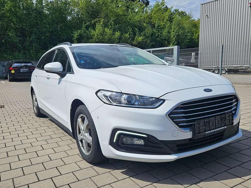 Gebraucht Ford Mondeo Trend 150 PS (110 kW) 2021 Frostweiß Kombi