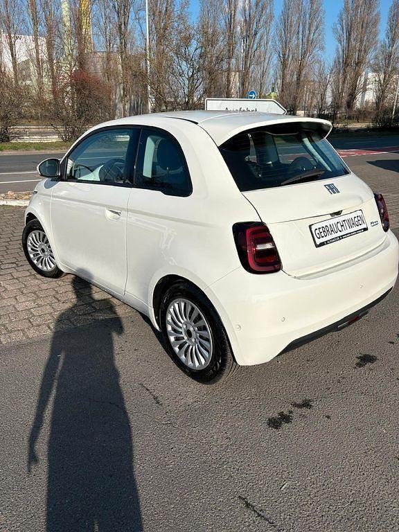 Gebraucht Fiat 500e 86 kW (118 PS) 2023 Weiß Limousine