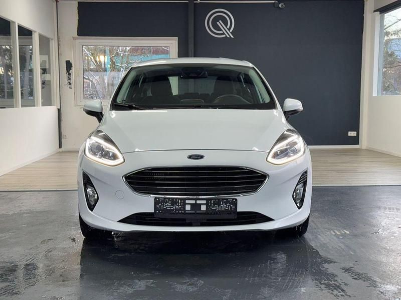Gebraucht Ford Fiesta Titanium 125 PS (91 kW) 2019 Weiß Kleinwagen