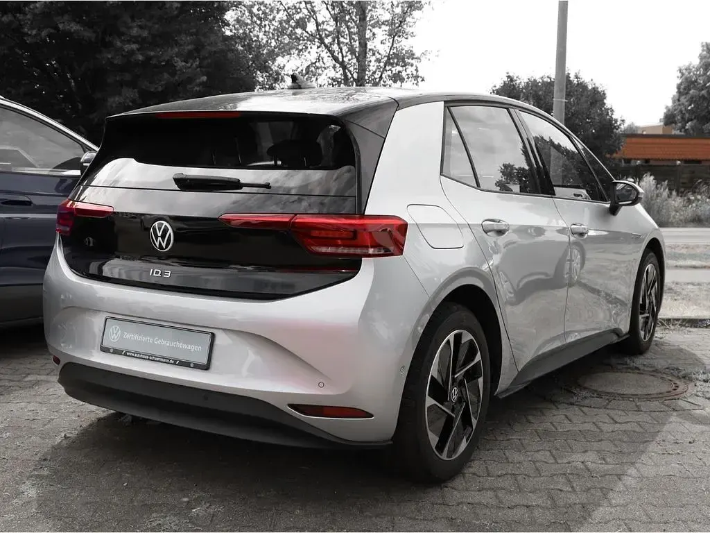 Gebraucht VW ID.3 Pro Performance 150 kW (204 PS) 2023 Scale silver metallic Kleinwagen