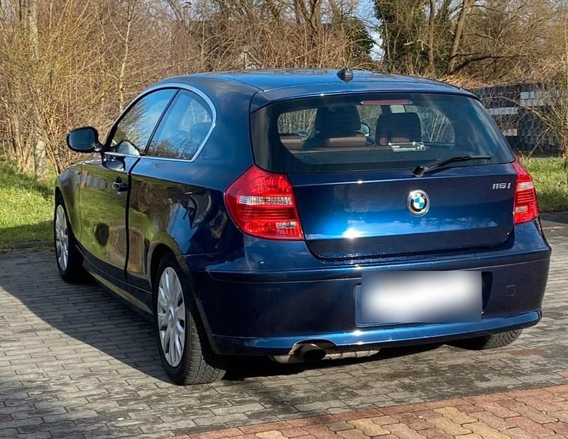 Gebraucht BMW 116 122 PS (89 kW) 2010 Blau Kleinwagen