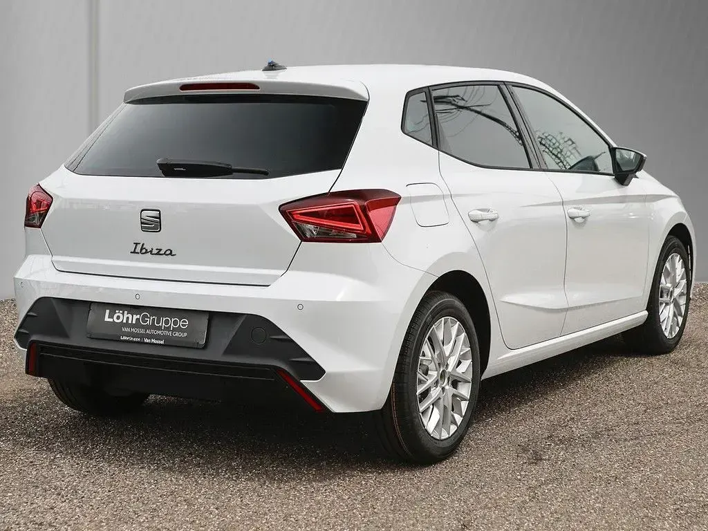 Neu Seat Ibiza Style 116 PS (85 kW) 2026 Glacial weiß metallic Kleinwagen