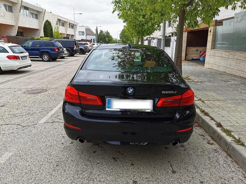 Gebraucht BMW 520 190 PS (139 kW) 2017 Schwarz Limousine