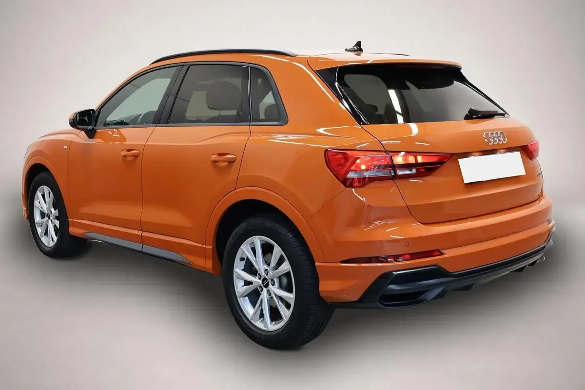 Gebraucht Audi Q3 S-Line 150 PS (110 kW) 2022 Manufacturer SUV