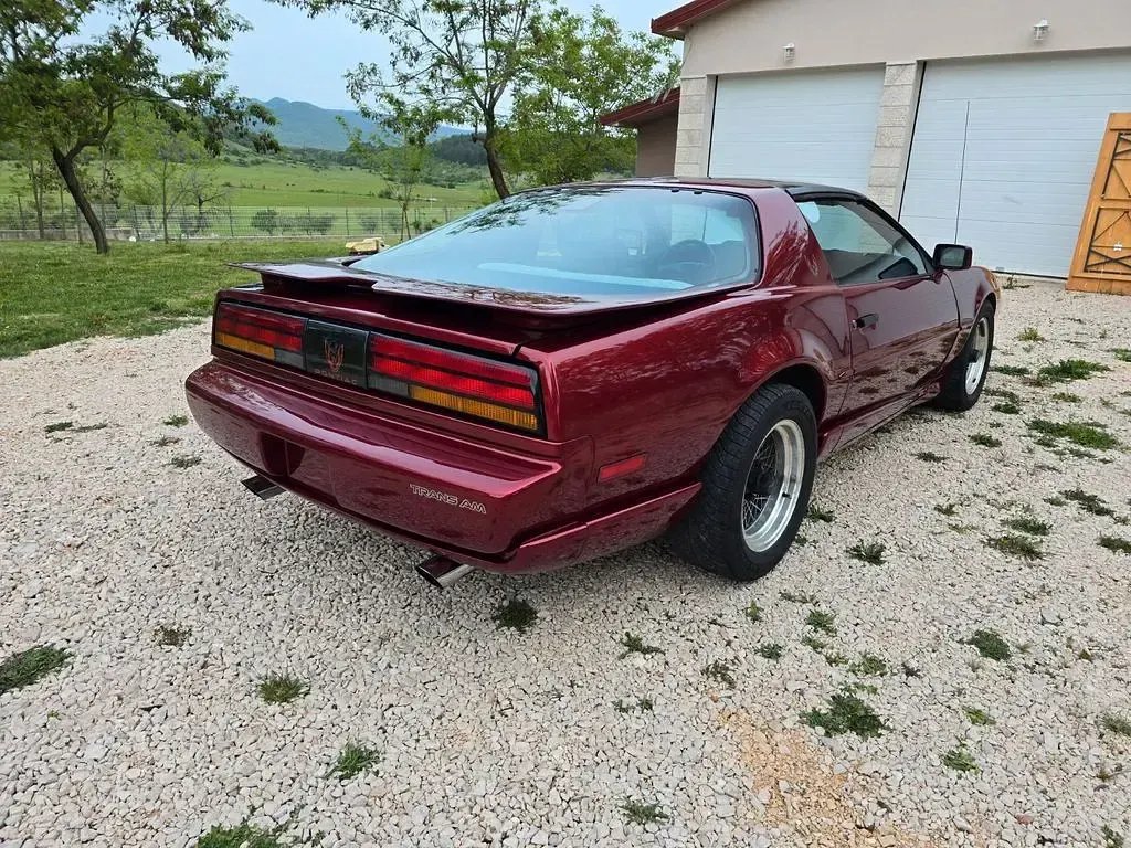 Gebraucht Pontiac Trans Am 209 PS (153 kW) 1991 Rot