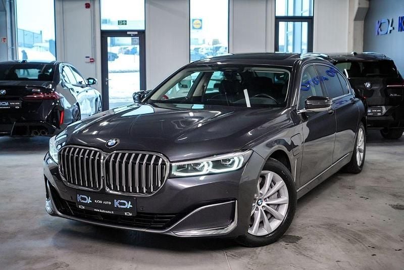 Gebraucht BMW 745 394 PS (289 kW) 2020 Grau Limousine