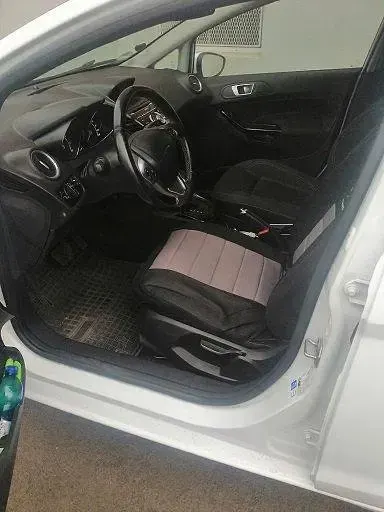 Gebraucht Ford Fiesta 101 PS (74 kW) 2016 Weiß Kleinwagen