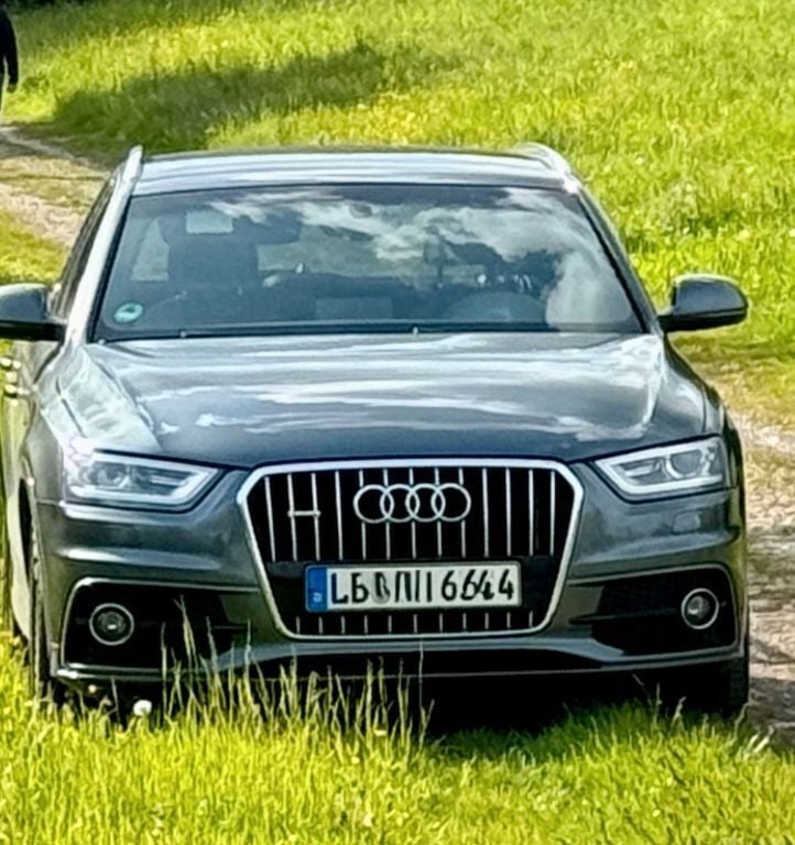 Grau Gebraucht 2013 Audi Q3 Advanced SUV | 15.000 € (Fairer Preis) - Bild 1/4