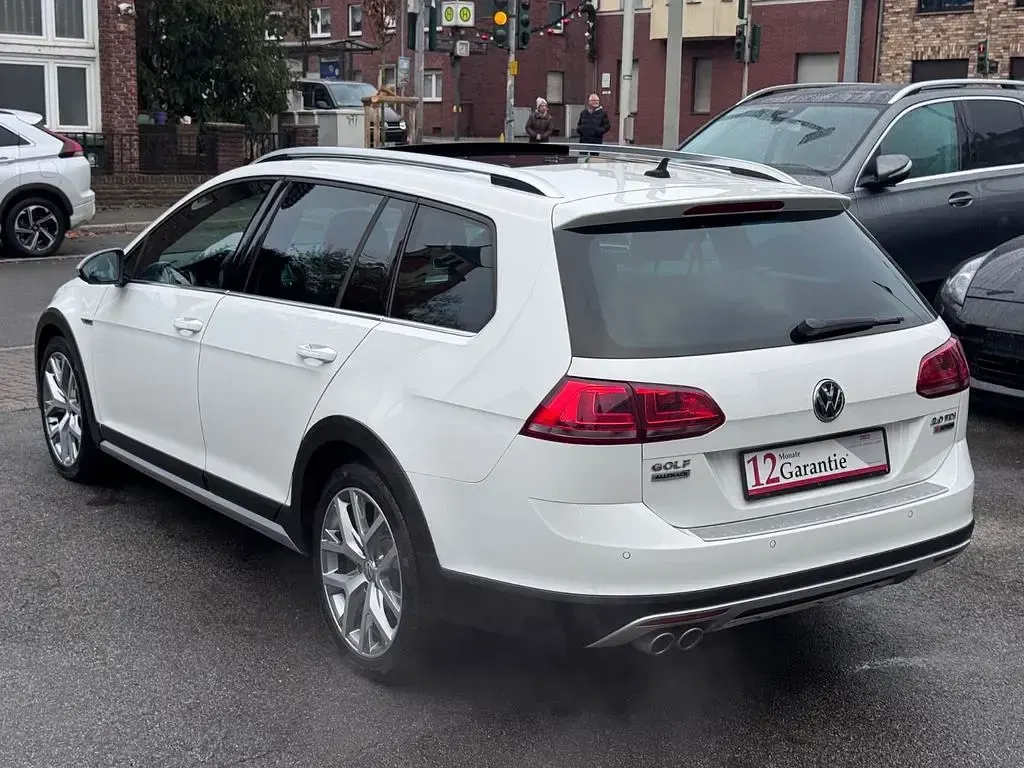 Gebraucht VW Golf Alltrack 184 PS (135 kW) 2015 Weiß Kombi
